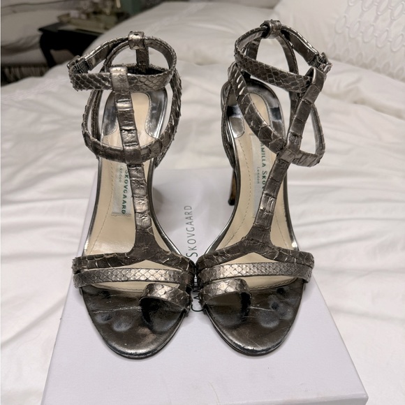 Camilla Skovgaard -Victory strap thong python stiletto- - Picture 7 of 7